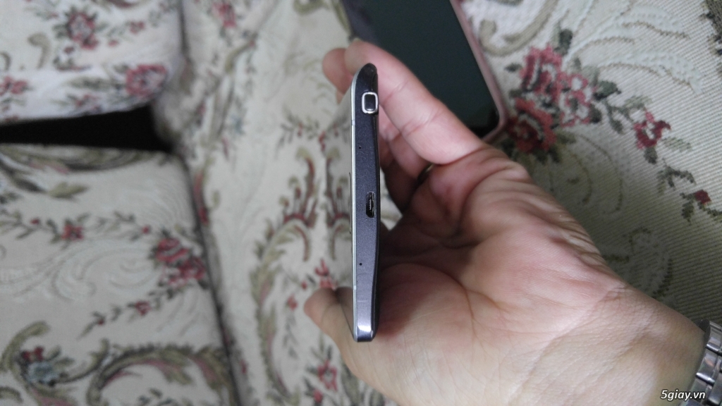 Galaxy Note Edge chính hãng SSVN bị vỡ kính. - 2