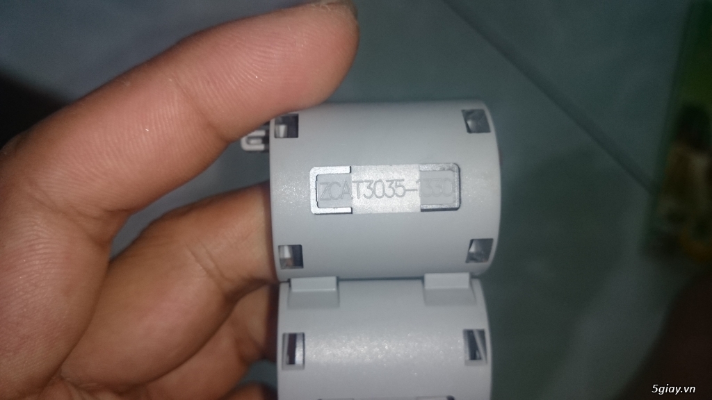TDK-ZCAT-3035-1330-RFI-EMI-Cable-Filter-Ferrite-Core-Clip-On-13mm - 4