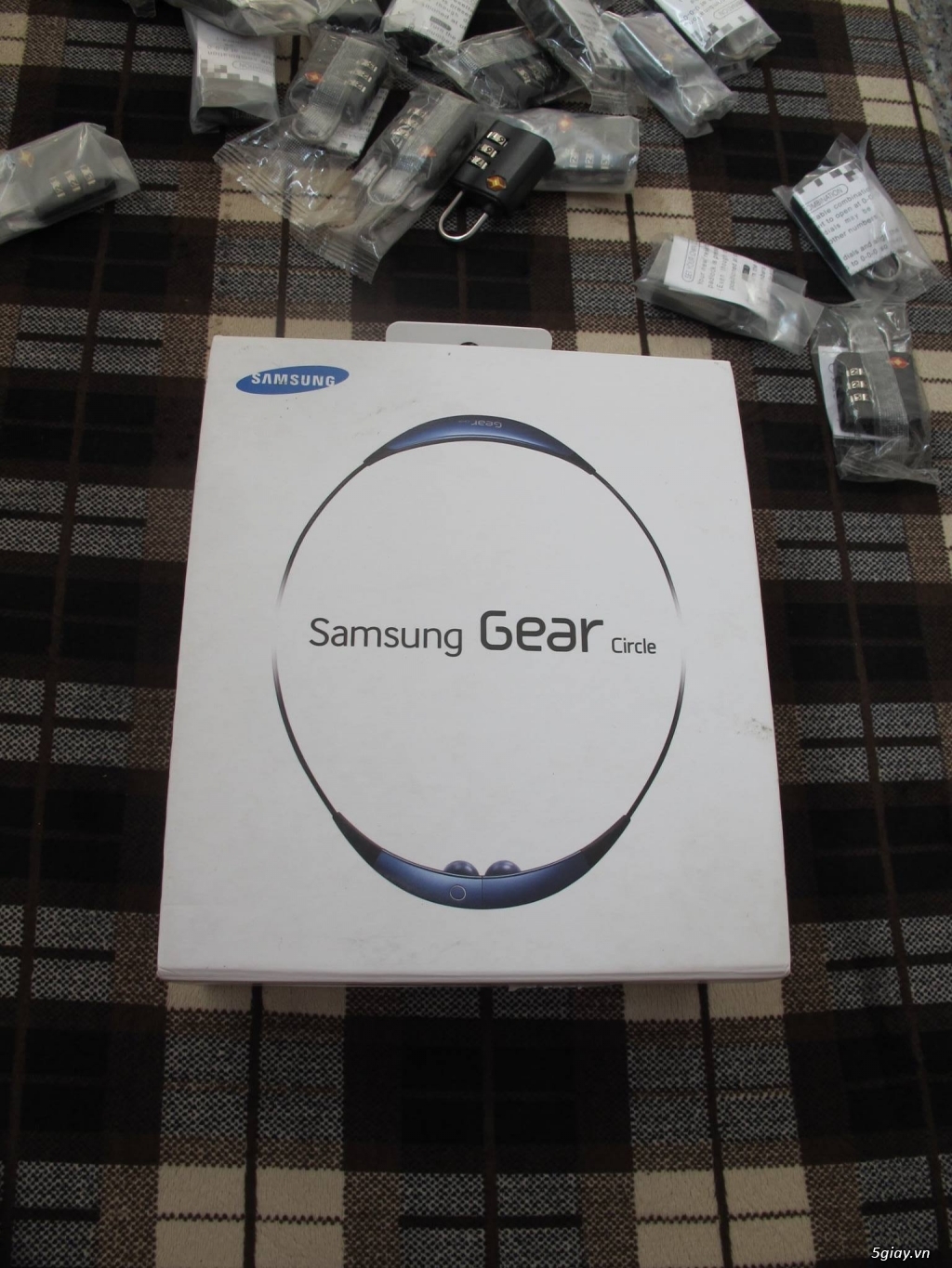 ⭐ Tai nghe Bluetooth Samsung Galaxy Gear Circle - 6