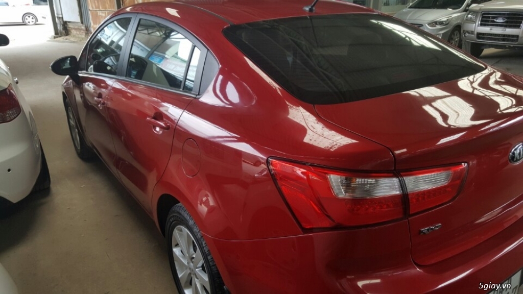 Bán Kia RIO 1.4AT bản sedan 1/2015 màu đỏ quý phái nhập Hàn Quốc - 4