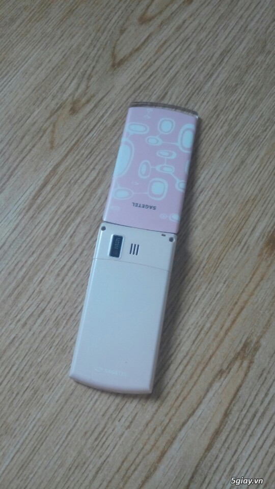Điện thoại bật nắp - 5