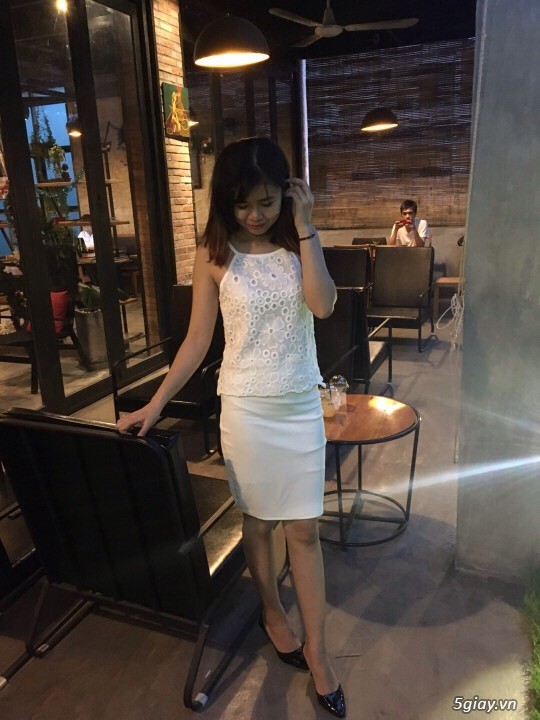 Váy đầm thời trang công sở, dạo phố