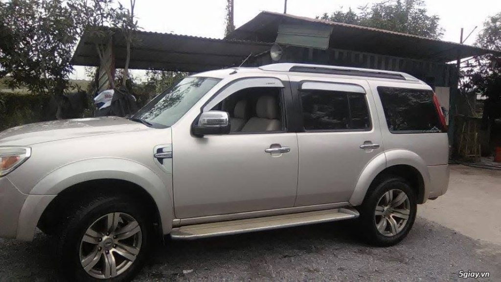 Xe 7 chỗ ford Everest 2011 - 2