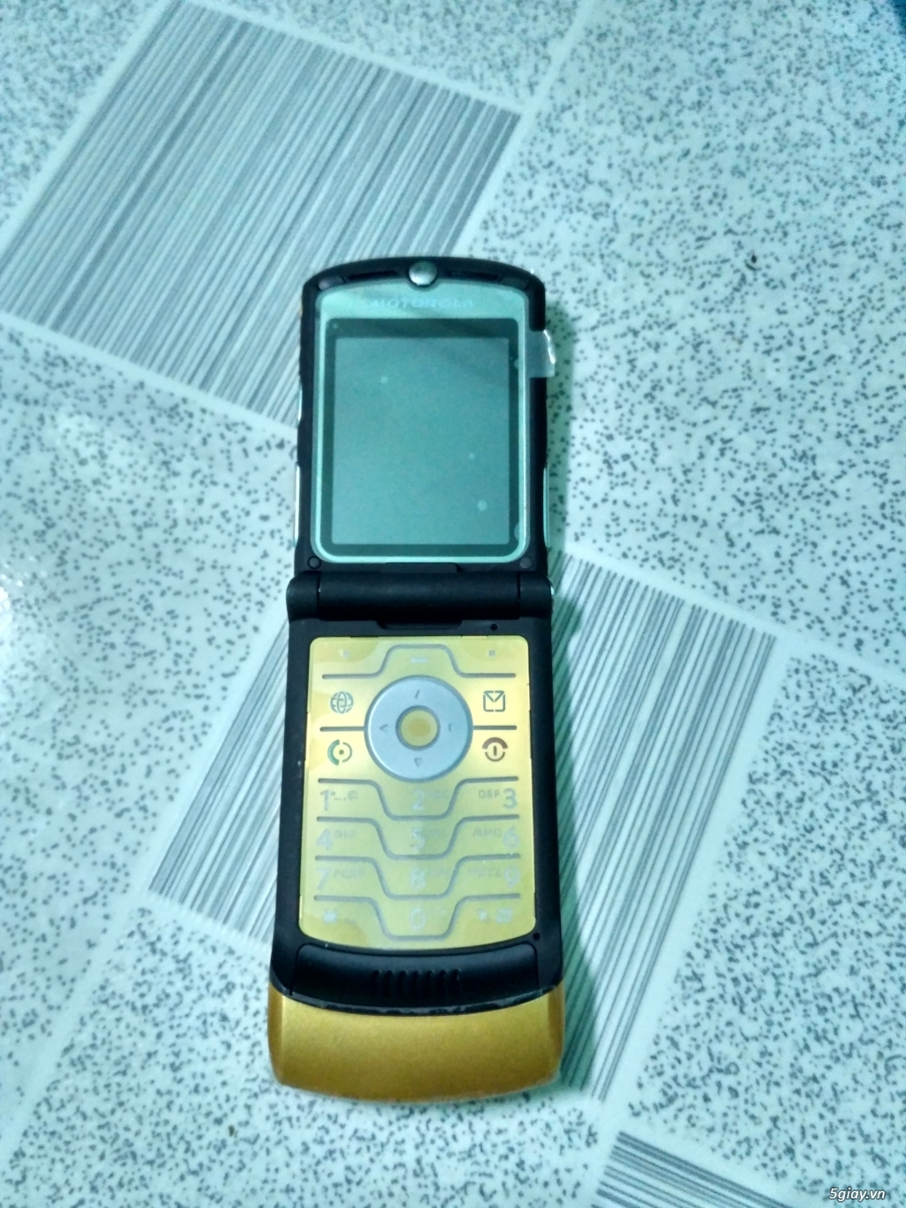 Motorola v3i - 1