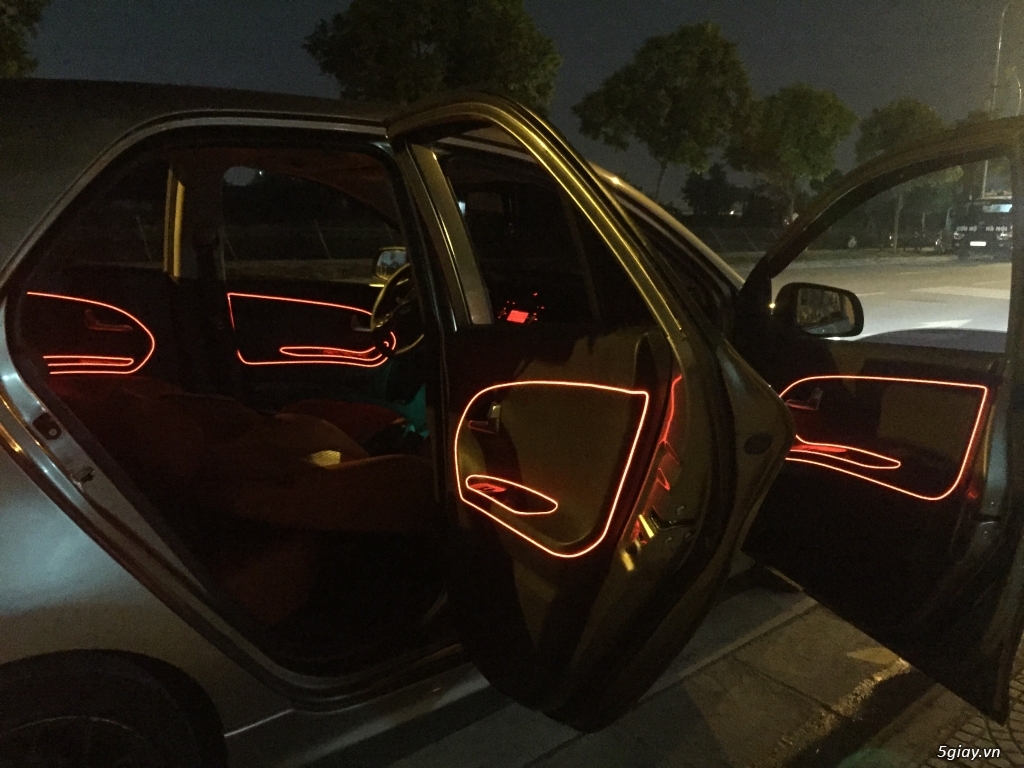 Đèn trang trí viền nội thất ô tô - 4