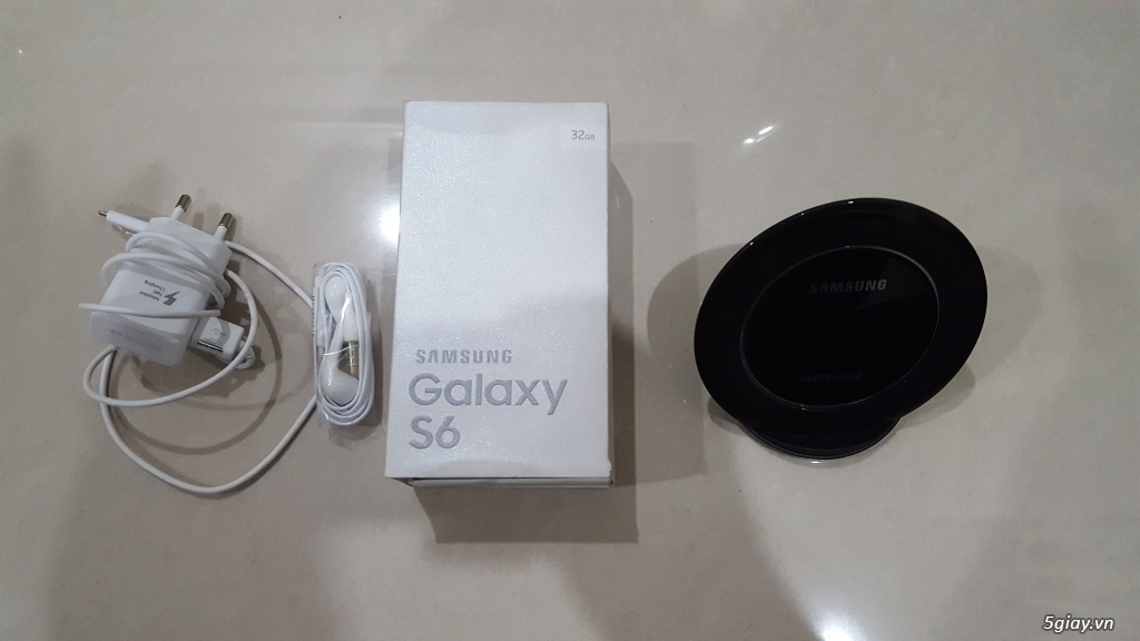Cần bán Samsung s6 trắng 32GB fullbox. Hộp cáp sạc tai nghe và sạc ko - 4