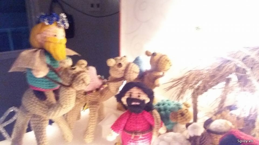 hang đá giáng sinh bằng len thủ công - 4