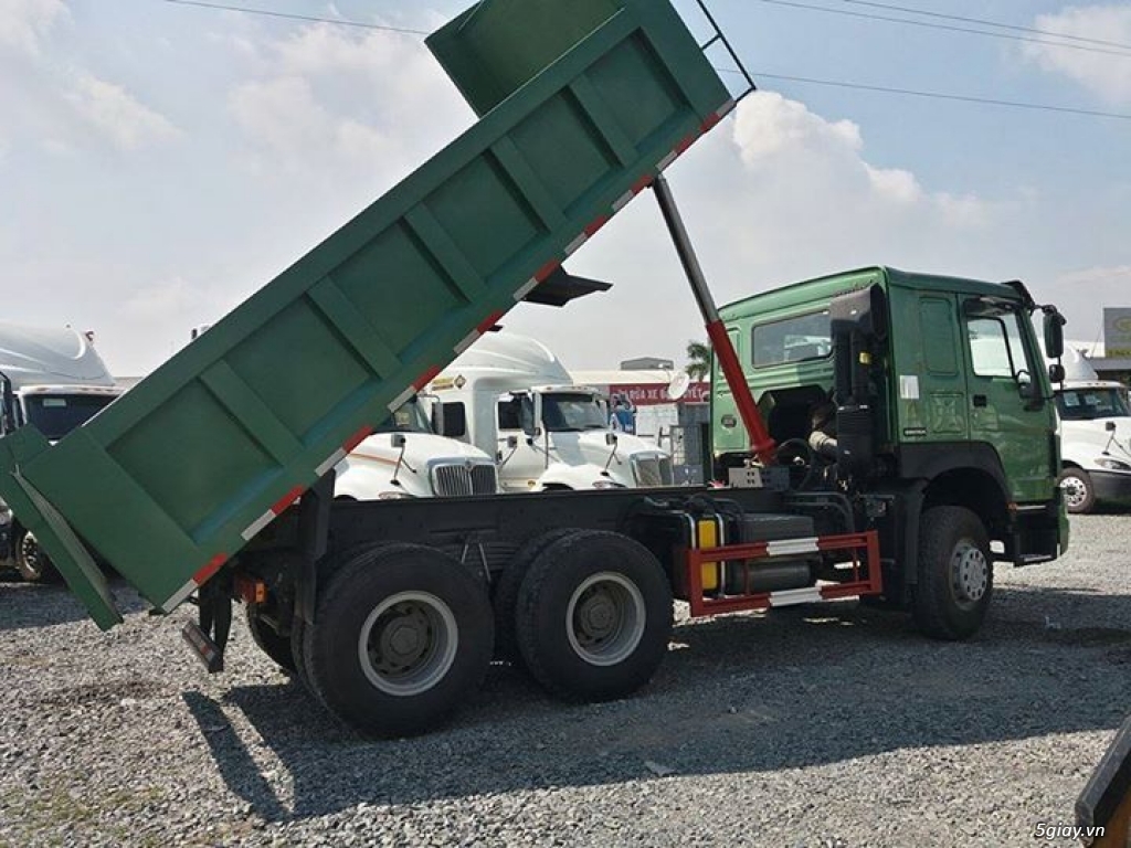 Ben howo 3 chân 2 cầu máy 371 - 2