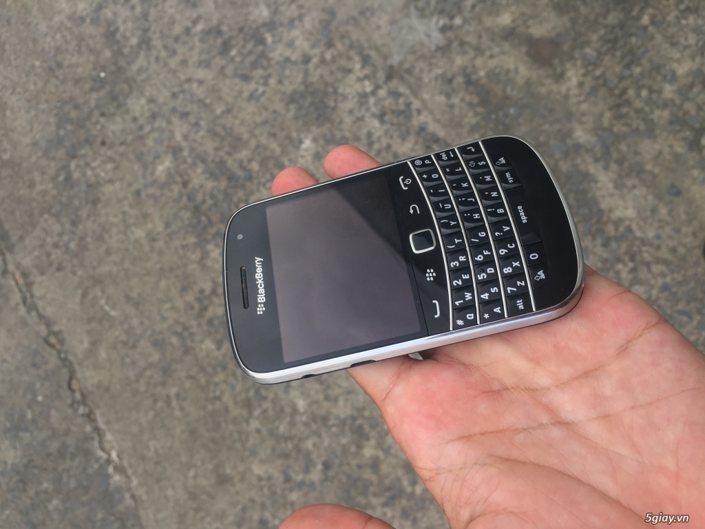 BlackBerry 9900, full bis,có camera,mới 99%,nguyên zin, BH 6 tháng - 8