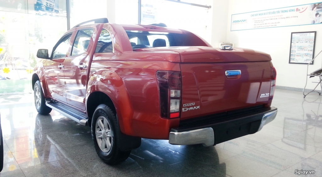 Xe bán tải Isuzu D-max LS (4x2) 01 cầu - số sàn (MT) - 2