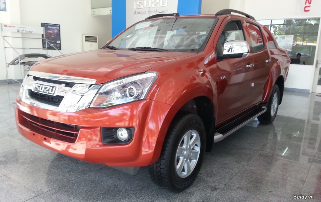 Xe bán tải Isuzu D-max LS (4x2) 01 cầu - số sàn (MT) - 1