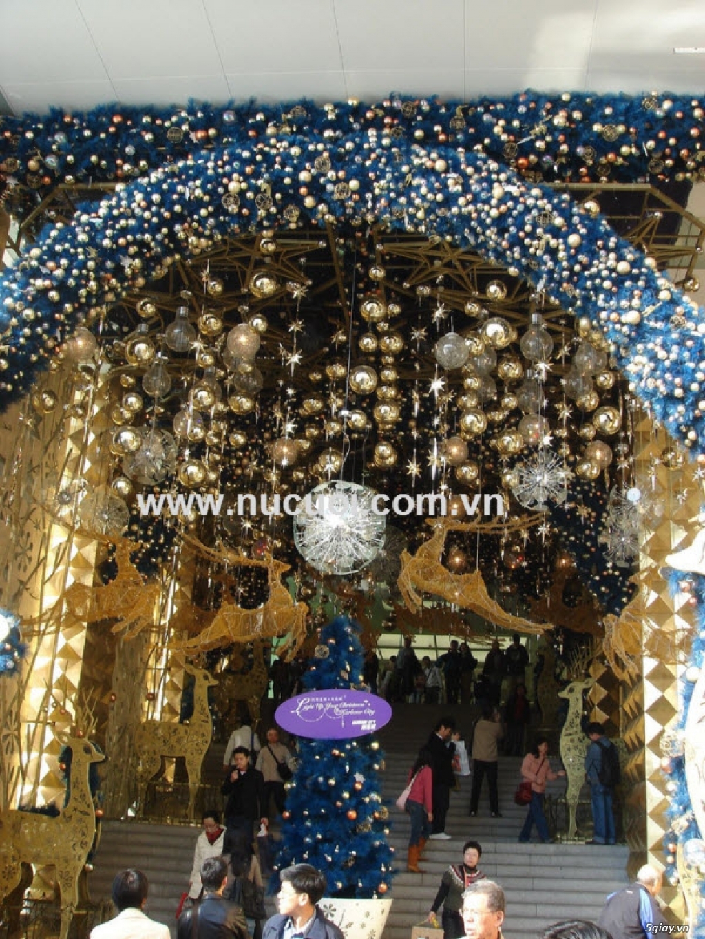 NHẬN TRANG TRÍ NOEL TẠI NHÀ, CÔNG TY GIÁ CẢ HỢP LÝ - 4