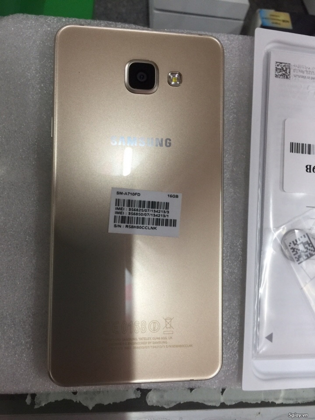Bán Samsung A7 2016 mới 100%  chưa active giá 7 triệu - 1