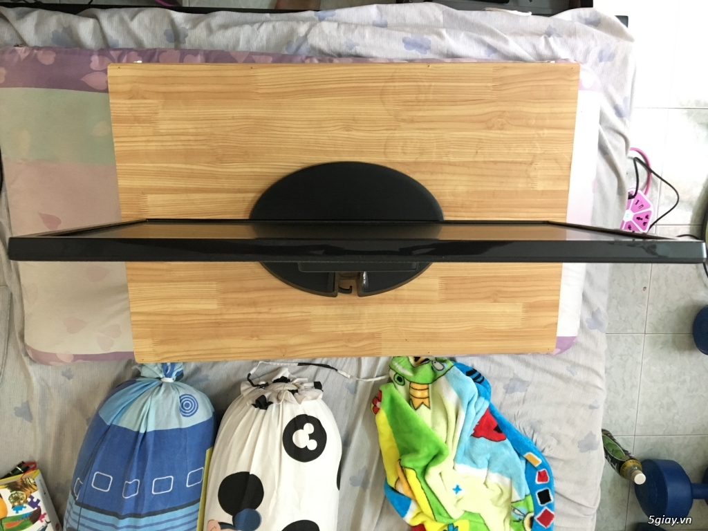 Màn hình máy tính LG 19inch - 1