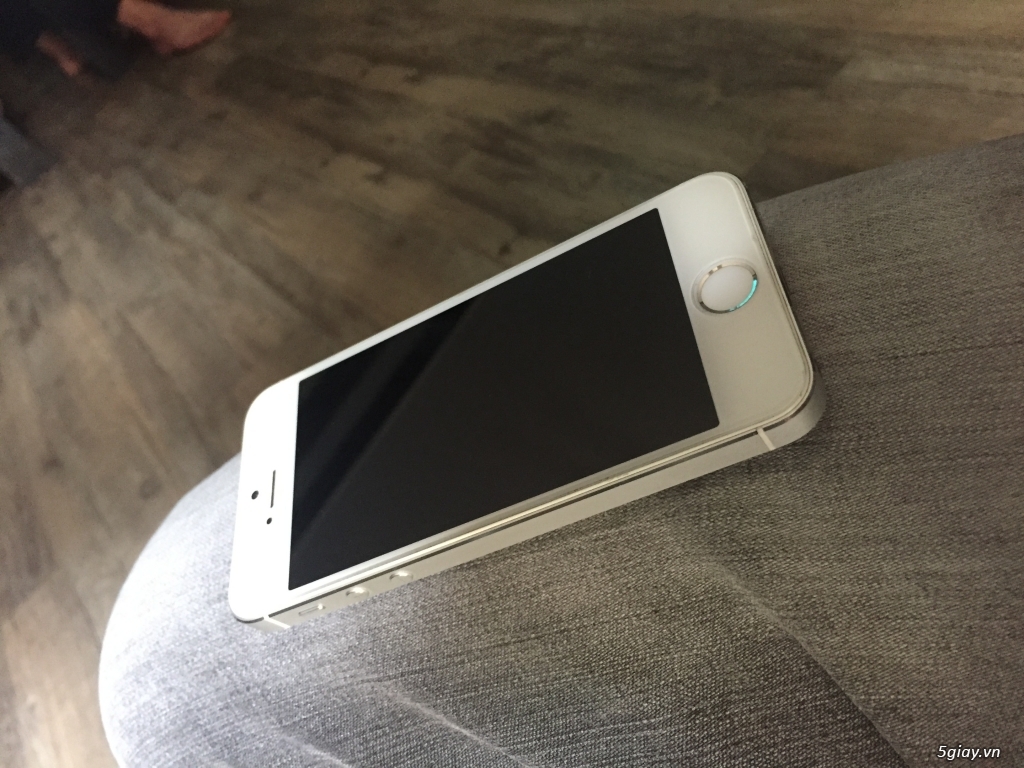 Iphone 5s Silver 64G QT 96% 3tr8 ( Ko phụ kiện) - 3