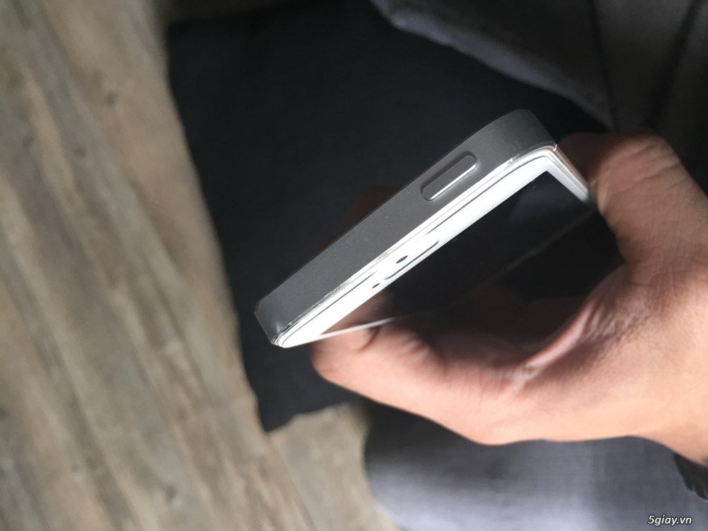 Iphone 5s Silver 64G QT 96% 3tr8 ( Ko phụ kiện) - 2