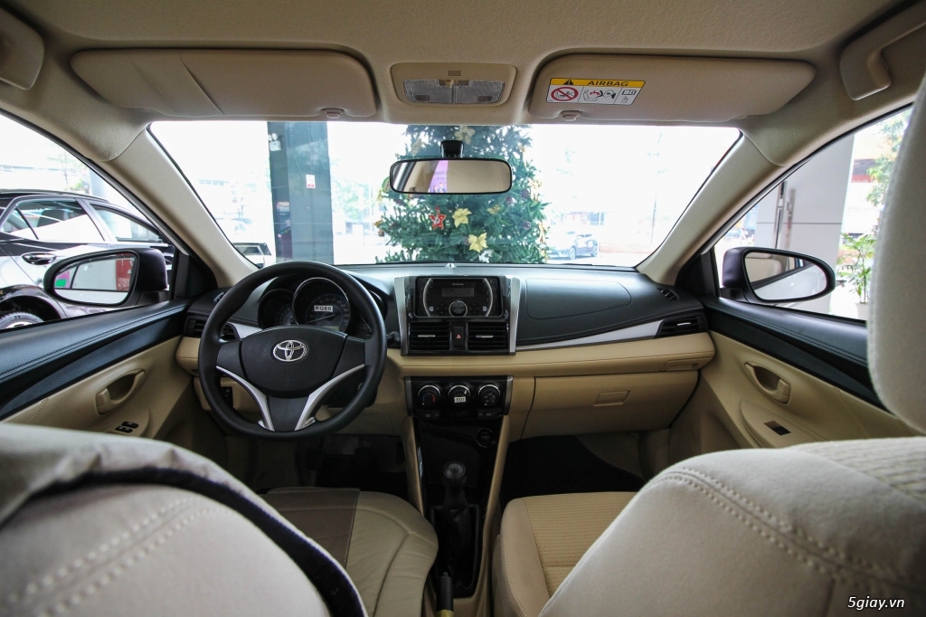 Hàng hot cho tài xế Uber - Khuyến mãi cực khủng từ Toyota Tân Tạo - 2