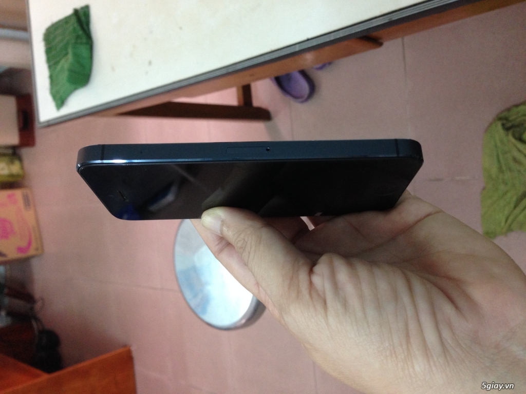 Cần bán iphone 5 16gb màu đen