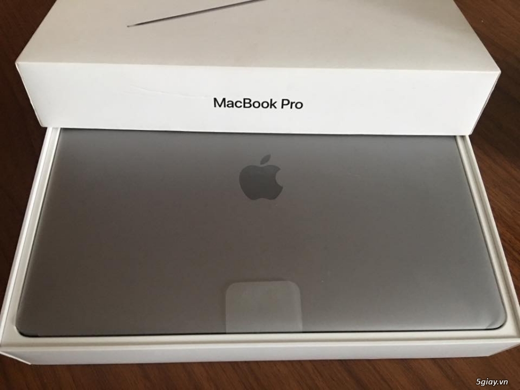 Mac pro 13 2016 xách tay mỹ new 100%