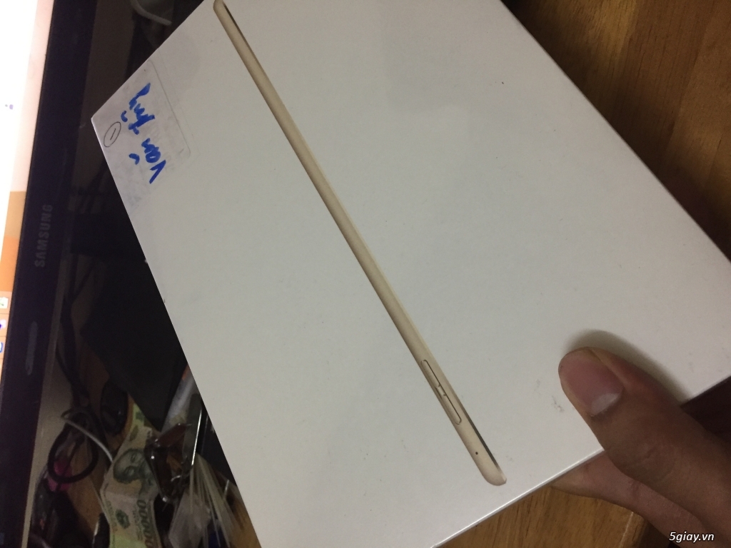 iPad Air 2 16Gb 4G - Vàng New 100% chưa Active toàn nguyên Kit