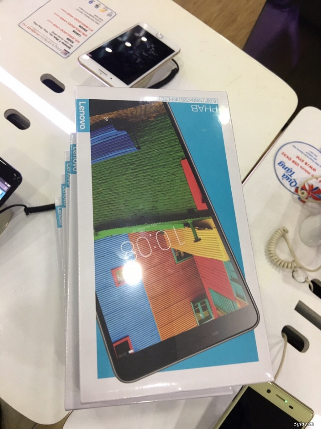 Máy tính bảng Lenovo Phablet PHAB PB1-750M - 2