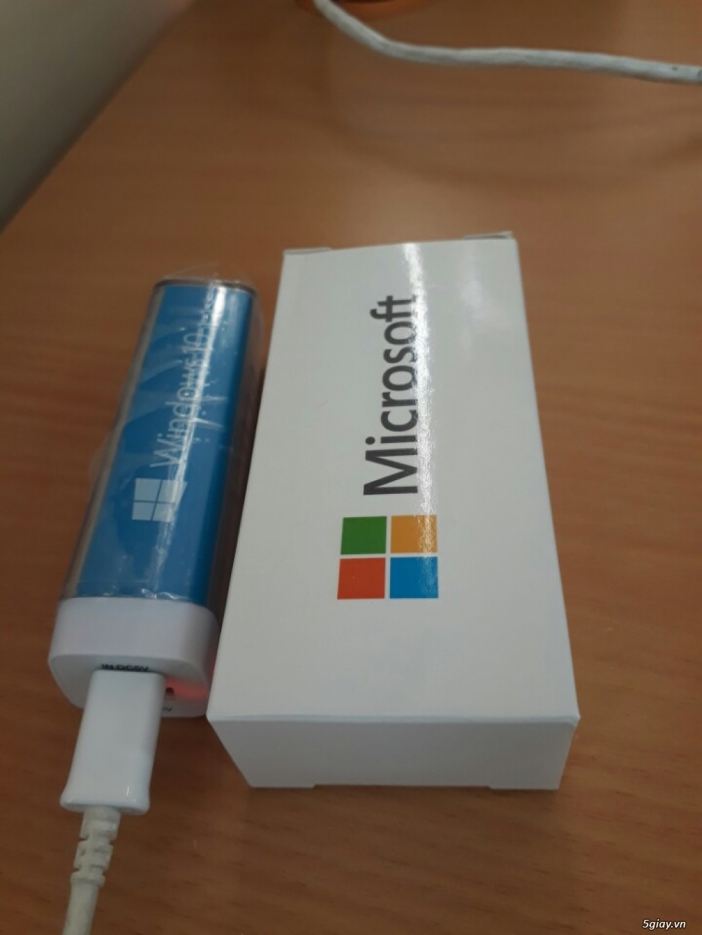 Pin dự phòng Microsoft - 3