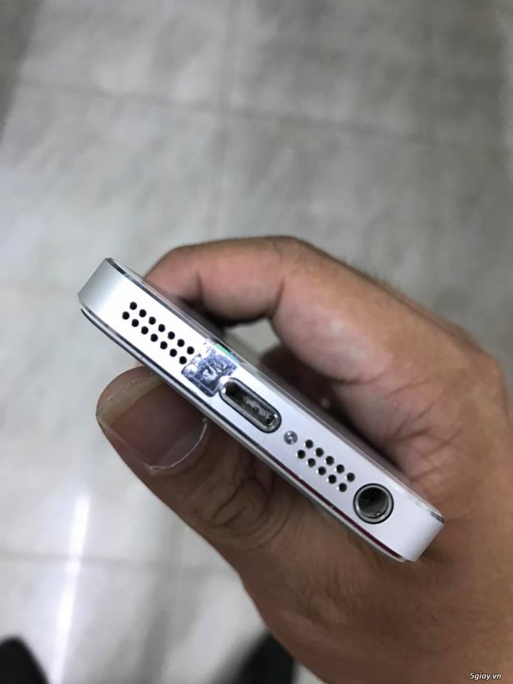 [HCM] IPhone 5S Siliver 16g new 99,9% - 3