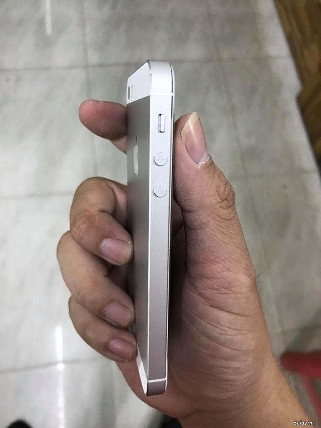 [HCM] IPhone 5S Siliver 16g new 99,9% - 4