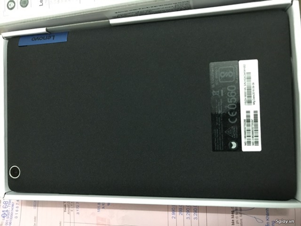 Tablet Lenovo Tab 3 8 TB3-850M, màn hình IPS - 1