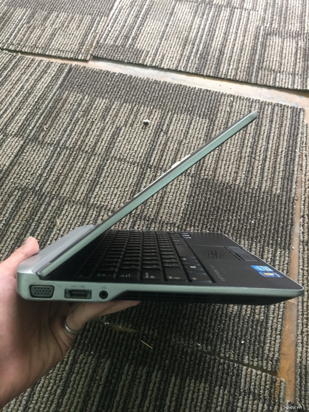 Laptop Dell Latitude E6230 giá sinh viên, 12inch/ core i5/ 4Gb/ 250Gb - 3