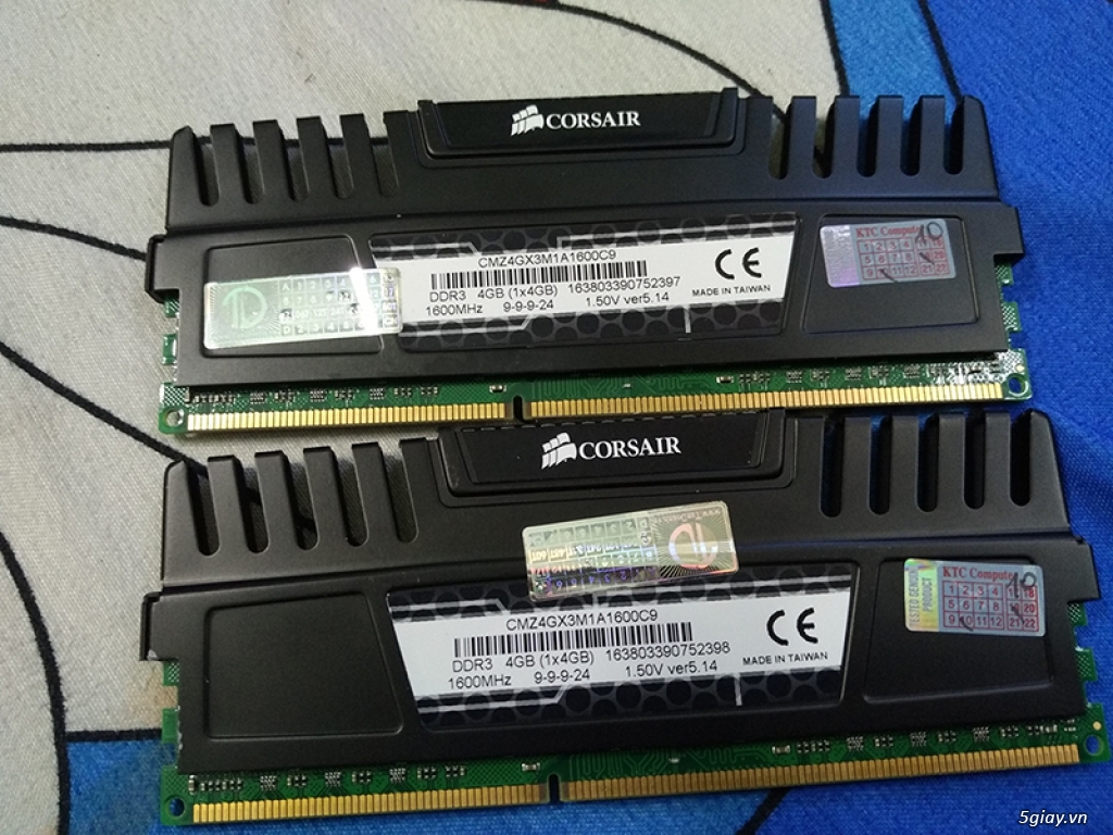 Thanh lí CPU intel I5 650 và DDR3 2x4GB ( mỗi thanh 4GB ) Corsair