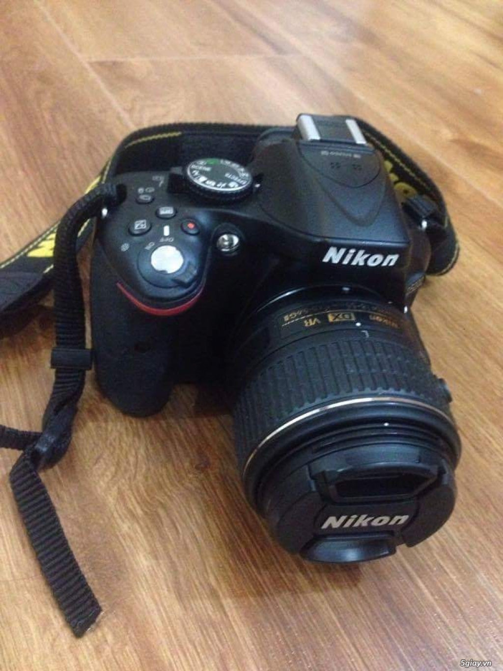 Nikon D5200 lens kit 18-55 vr. Fullbox. Bh chính hãng V.I.C. 600 SHOOT