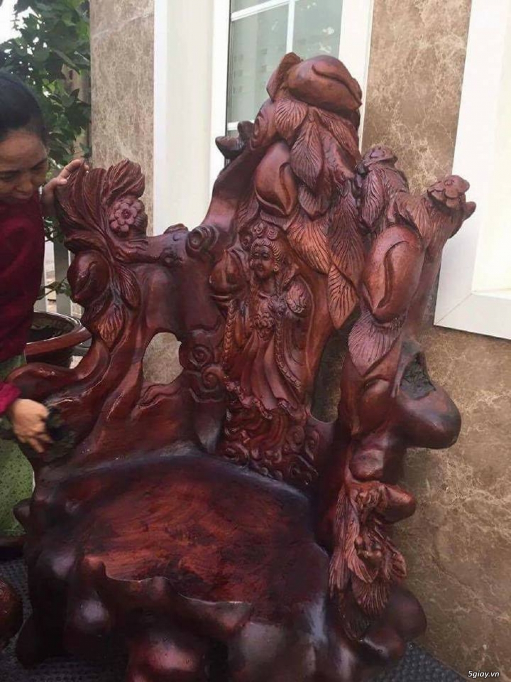 Bộ bàn ghế nguyên gốc gỗ Đinh Hương tại Sài Gòn. - 2