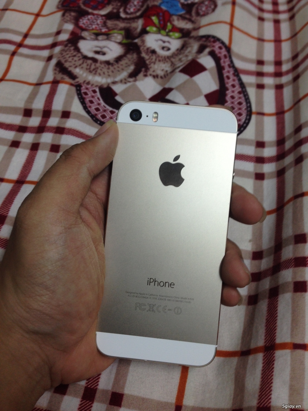 Iphone 5s 16gb  GOLD , quốc tế,máy đẹp, zin nguyên con