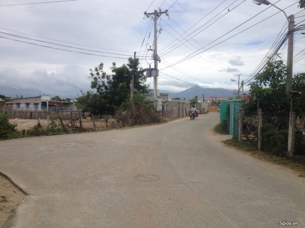 2 Mảnh Đất 300m2 Trên Đường Đi Hò Rò Nối Trường Chinh Và QL 704