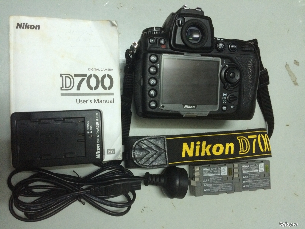 HCM] Cần bán 1 bộ Nikon D700
