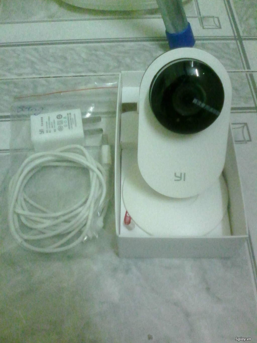 Camera Yi Xiaomi fullbox , xác laptop và đè̀n laser - 1