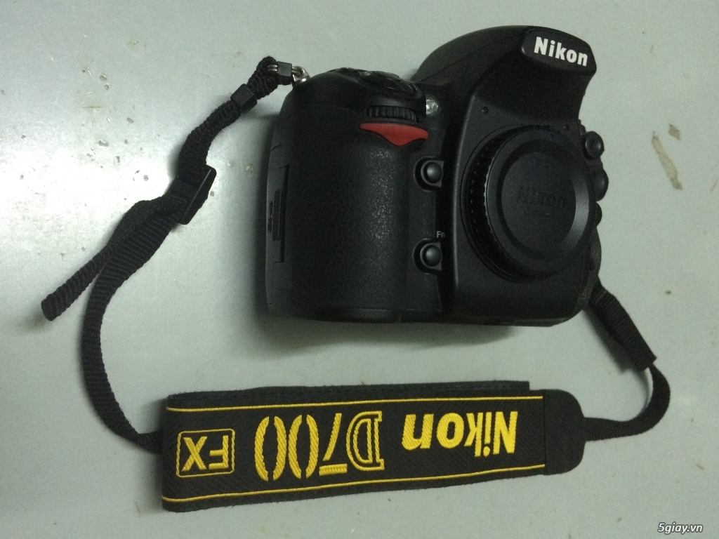 HCM] Cần bán 1 bộ Nikon D700 - 2