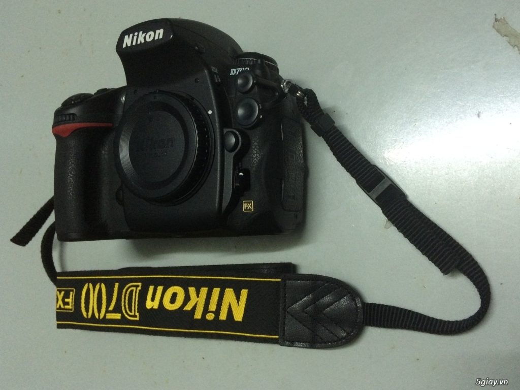 HCM] Cần bán 1 bộ Nikon D700 - 3