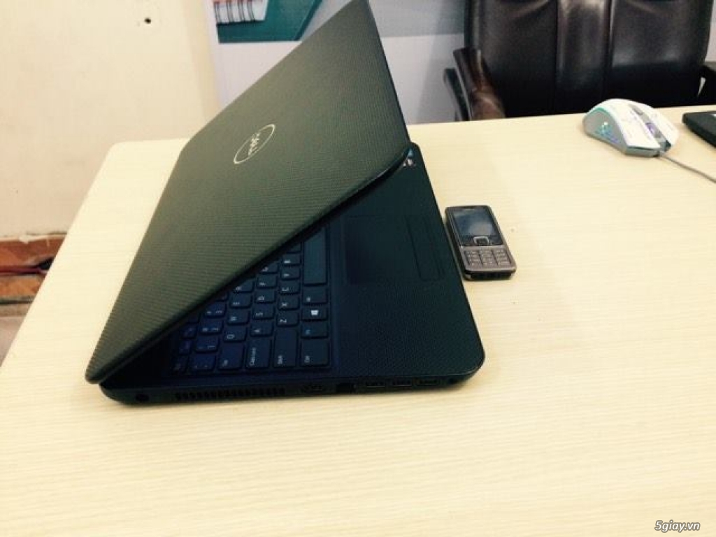 Phá giá thị trường Laptop Dell 3537 i5 4200U/ Ram 4g/ HDD 750/Vga ATI - 1