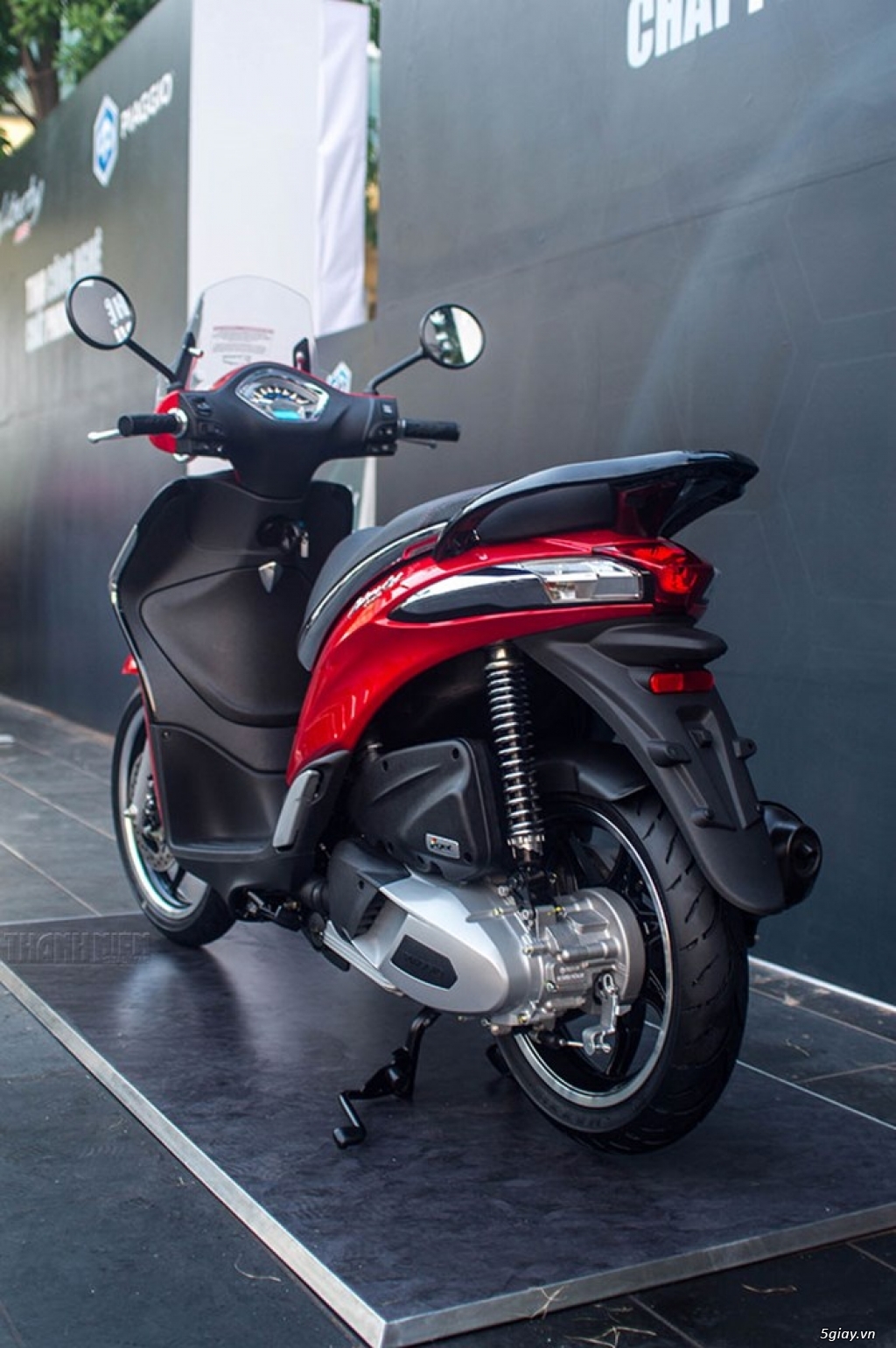 gia xe piaggio 2017 - 19