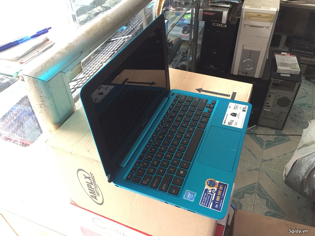 Bán Laptop ASUS E202S, máy mới 99%, còn Bảo hành 1 năm, giá rẻ 3,5tr - 3
