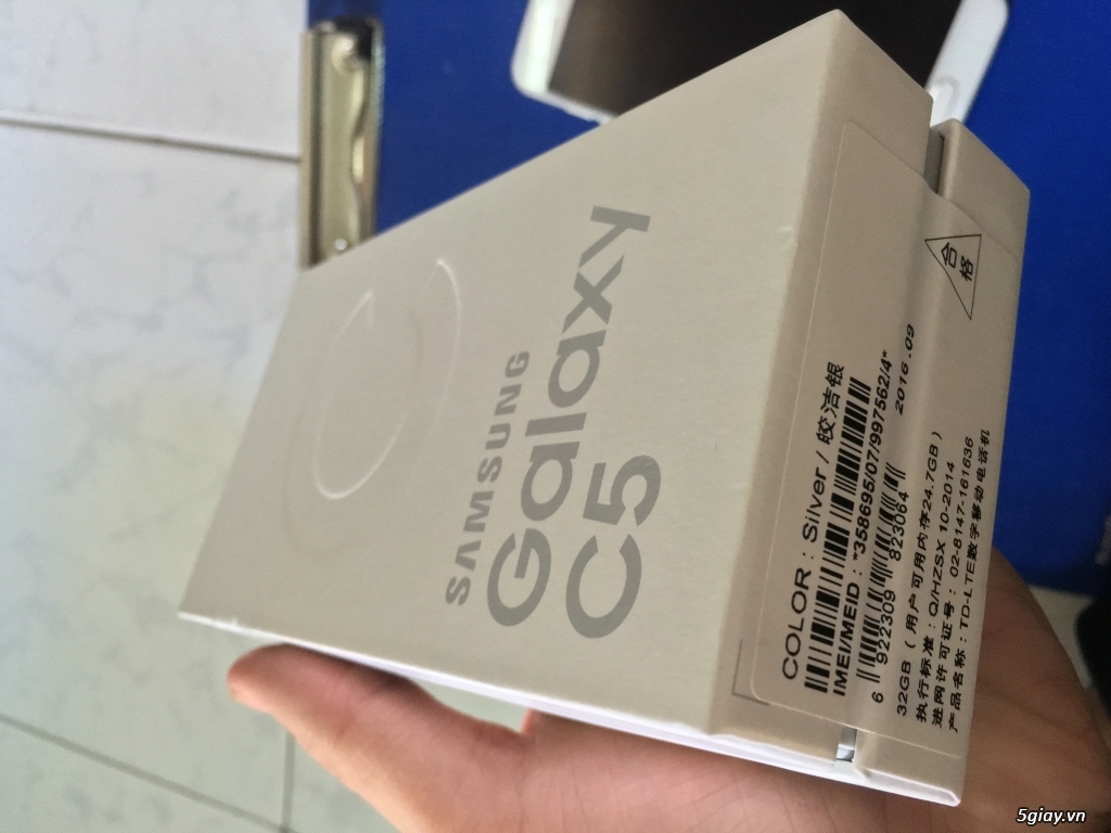 Gò Vấp - Bán Samsung Galaxy C5 trắng xám (fullbox) - 4