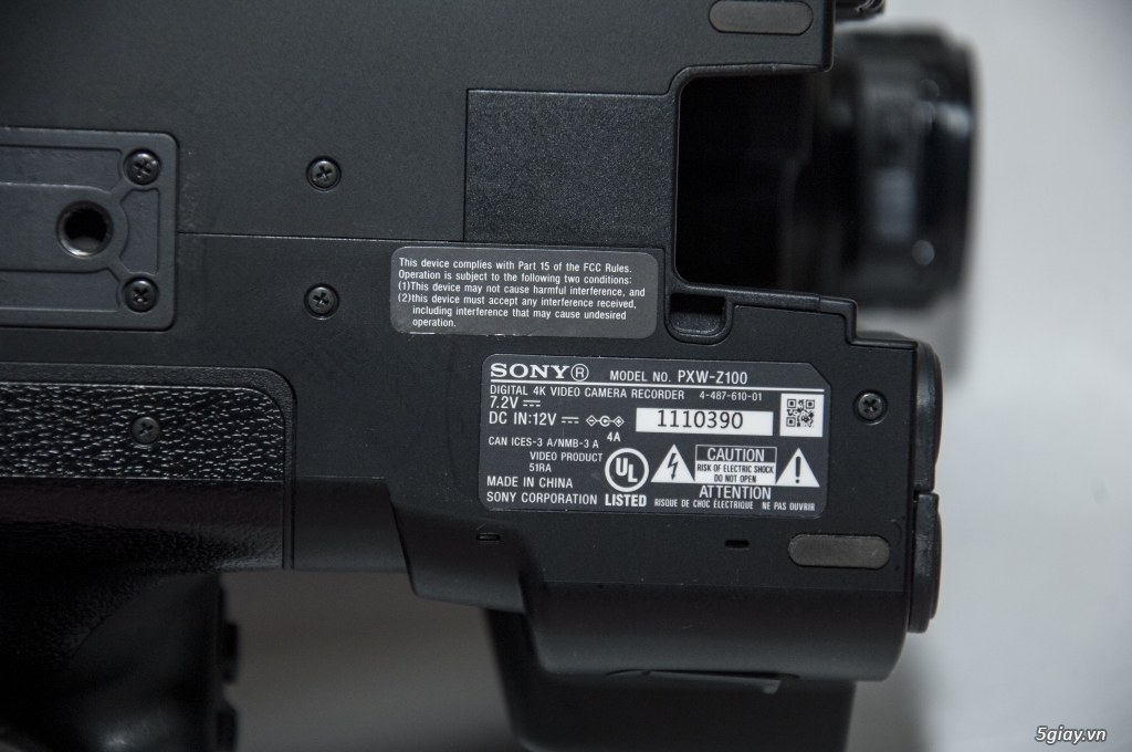 Máy quay phim Pro SONY PXW-Z100 4K - 4