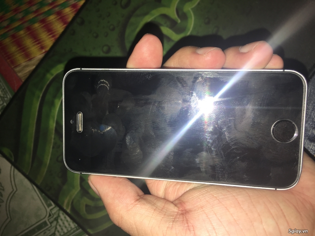 Bán iPhone 5s 64g ZA màu đen 3tr5 - 4