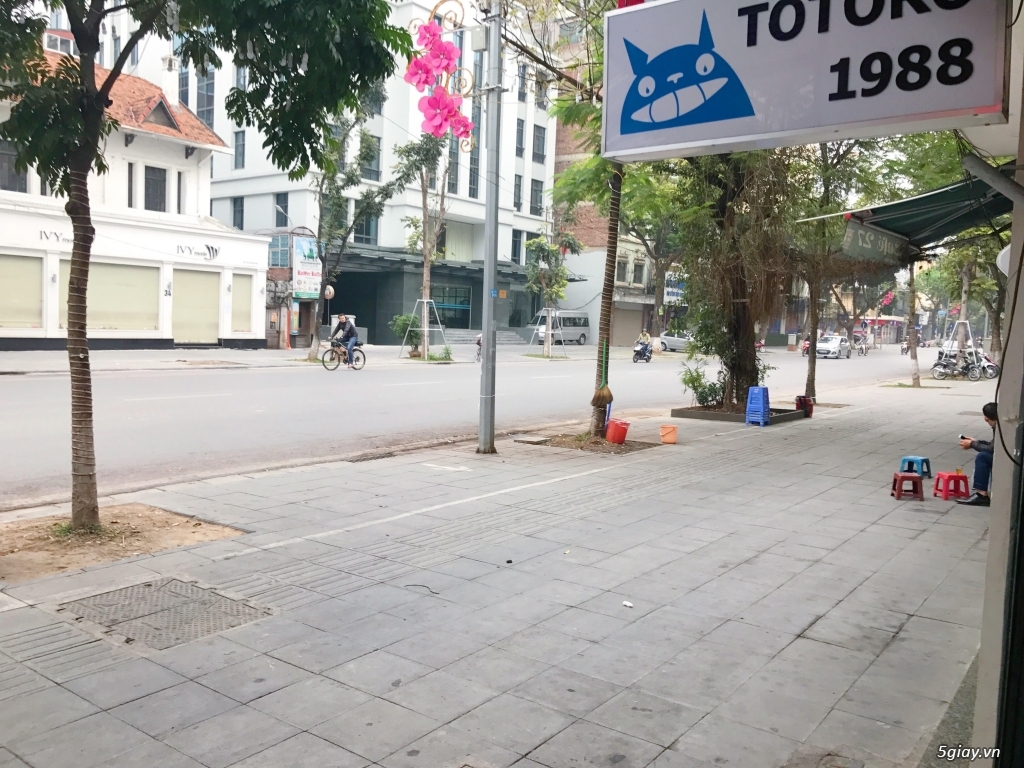 Cho thuê văn phòng, cửa hàng mặt phố Bà Triệu ngay sát Hồ Gươm - 2