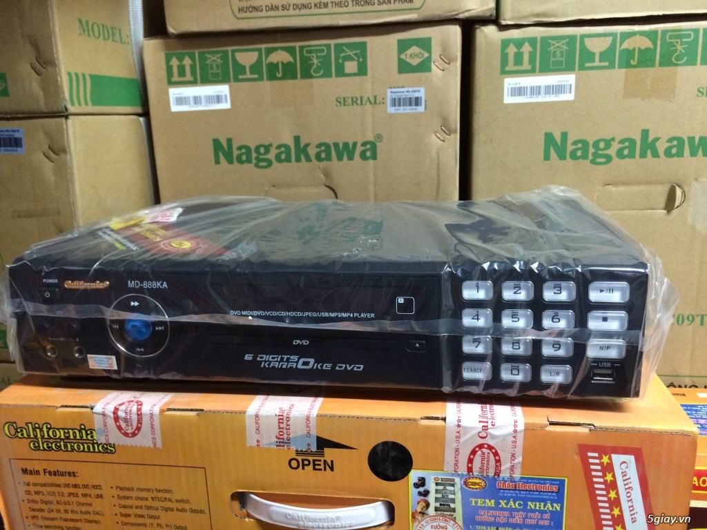 ĐẦU DVD CALIFORNIA 888 - 3