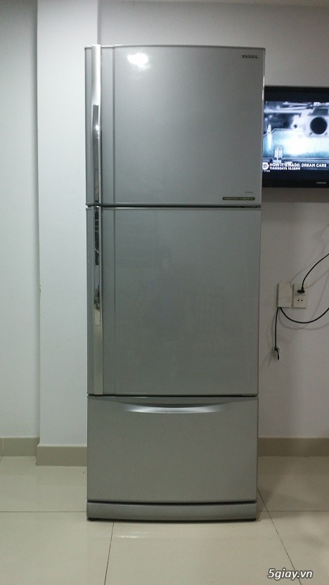 Dư dùng nên bán tủ lạnh TOSHIBA 395l