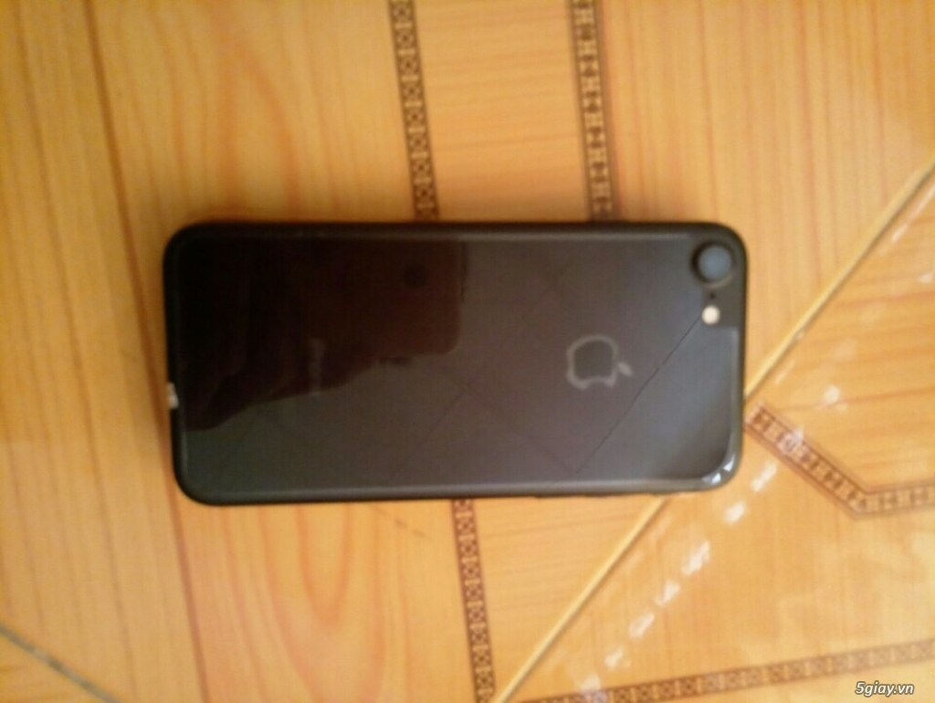 Cần bán Iphone 7 32gb màu đen nhám giá tốt