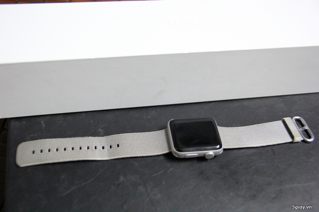 Bán Đồng hồ CHÍNH HÃNG FPT Apple Watch Series 2 42mm Silver Alum Case - 7